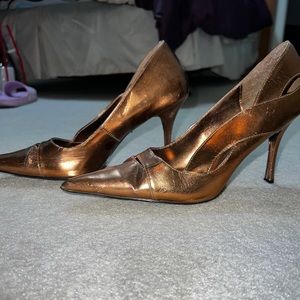 Bronze pointed toe heels
